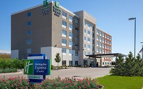 Holiday Inn Express & Suites - Beloit By Ihg